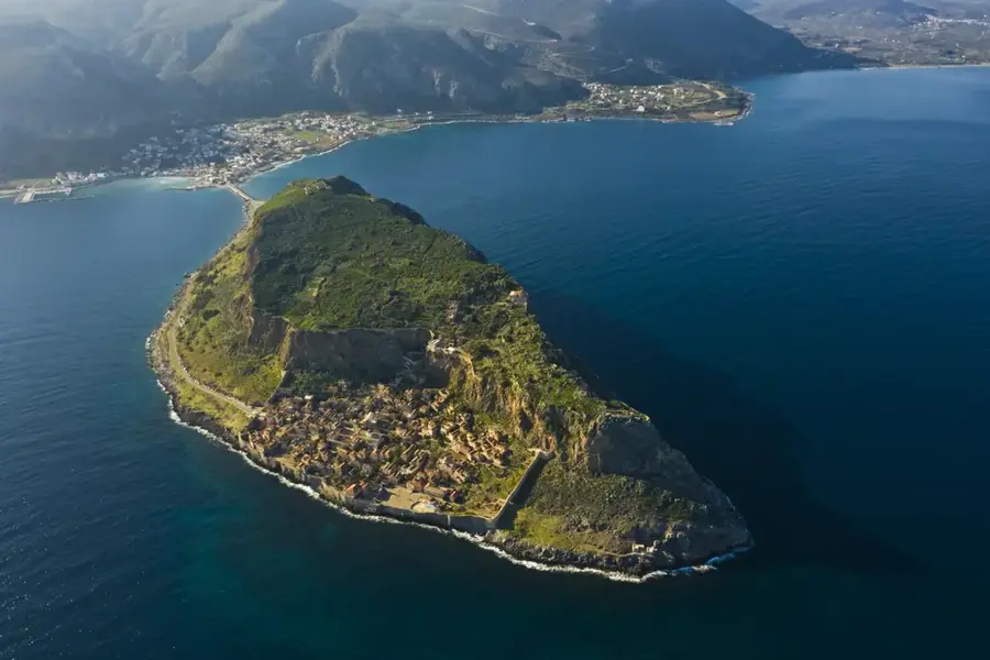 Monemvasia — Elafonisos (Griechenland)