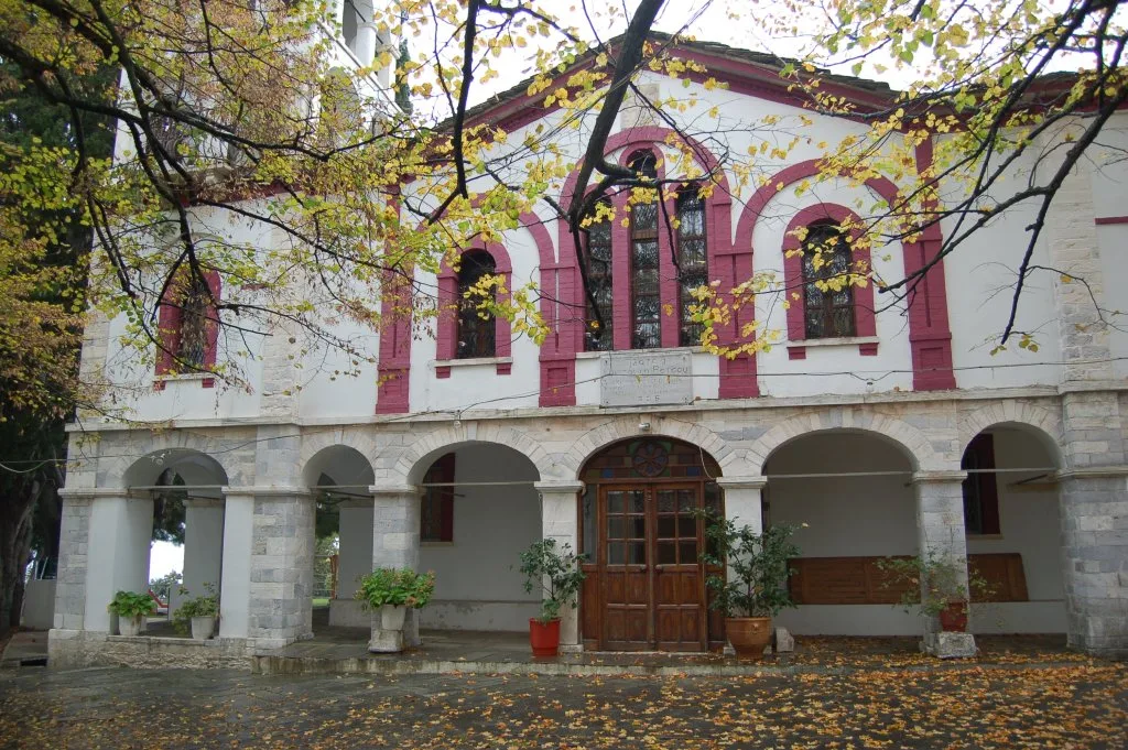 Mouresi