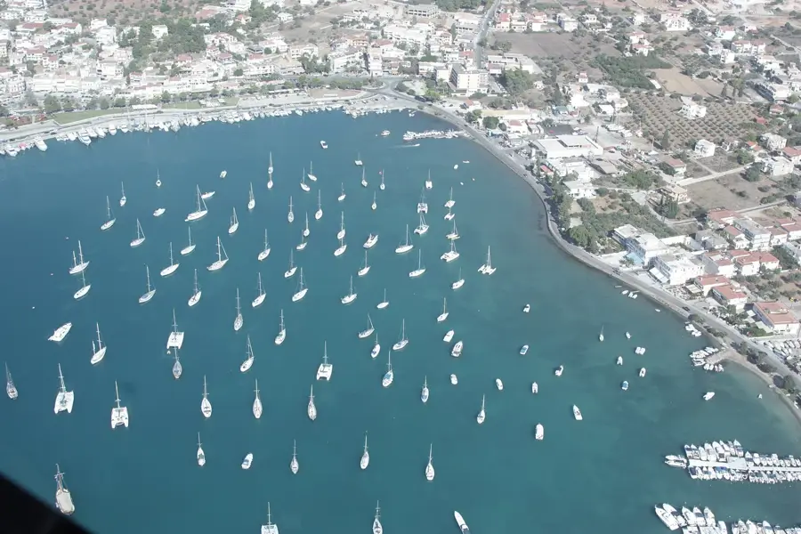 Porto Heli — Ídra (Görögország)