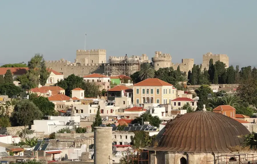 Rhodes — Samos (Greece)