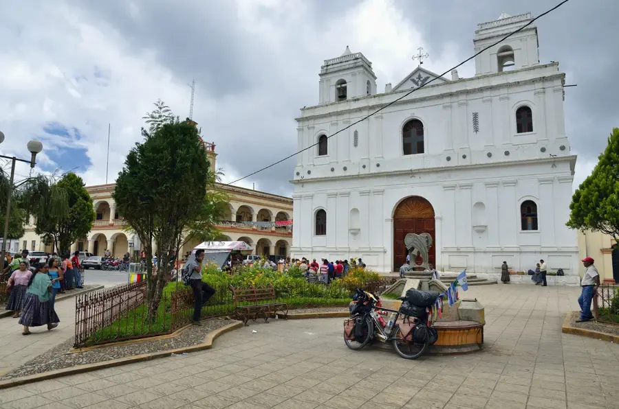 San Pedro Carchá — Lanquín (Guatemala)