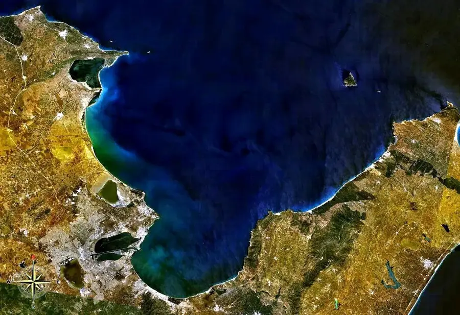 Golful Tunis — Orașul punic Kerkouane (Tunisia)