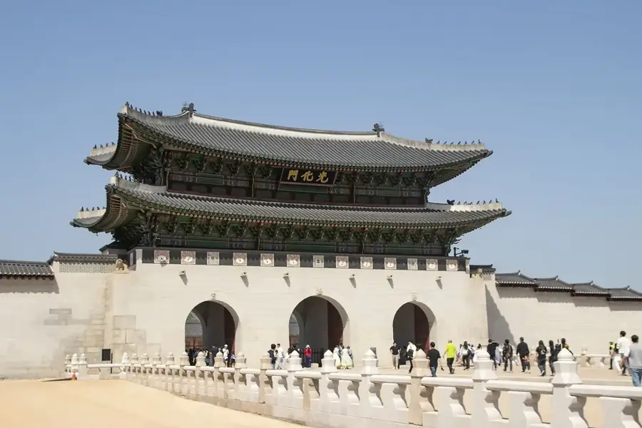Gwanghwamun-Tor — Jongmyo-Schrein (Südkorea)