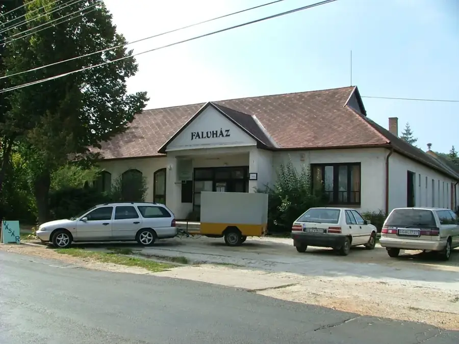 Győrújbarát — Kisbér (Ungarn)