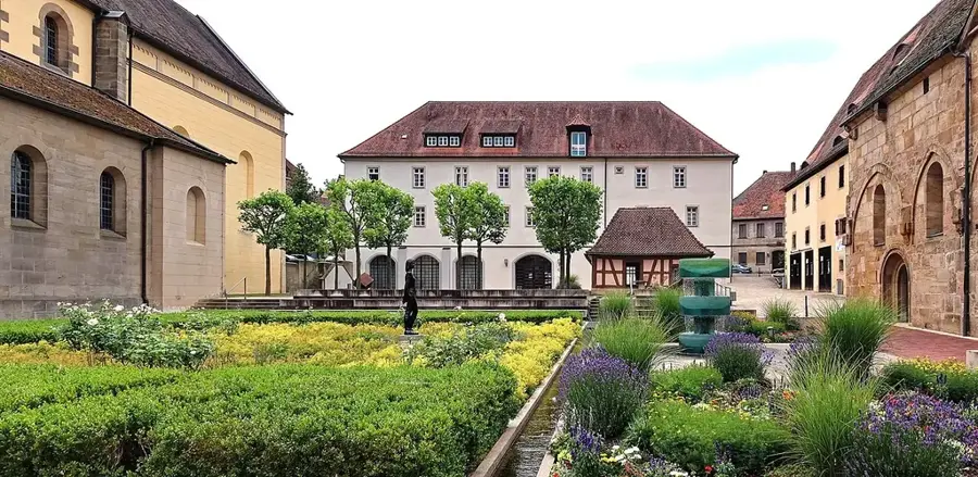 Heilsbronn – city