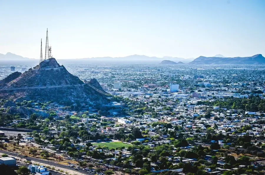 Hermosillo — Copper Canyon (Mexic)