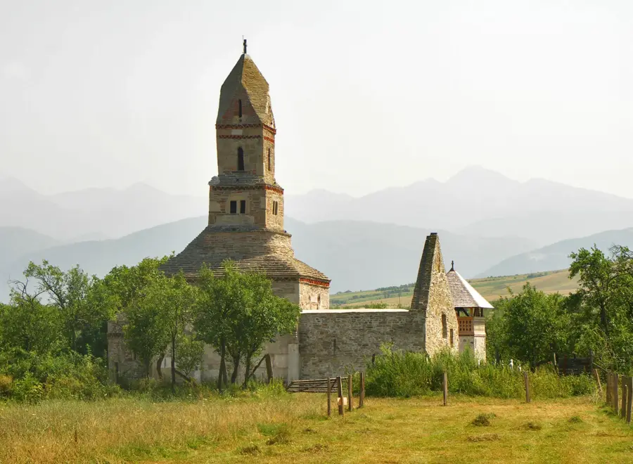 Biserica Sfântul Nicolae din Densuș – loc istoric