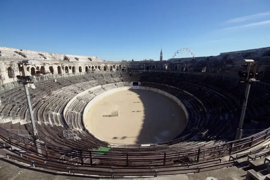 Arena din Nîmes – loc istoric
