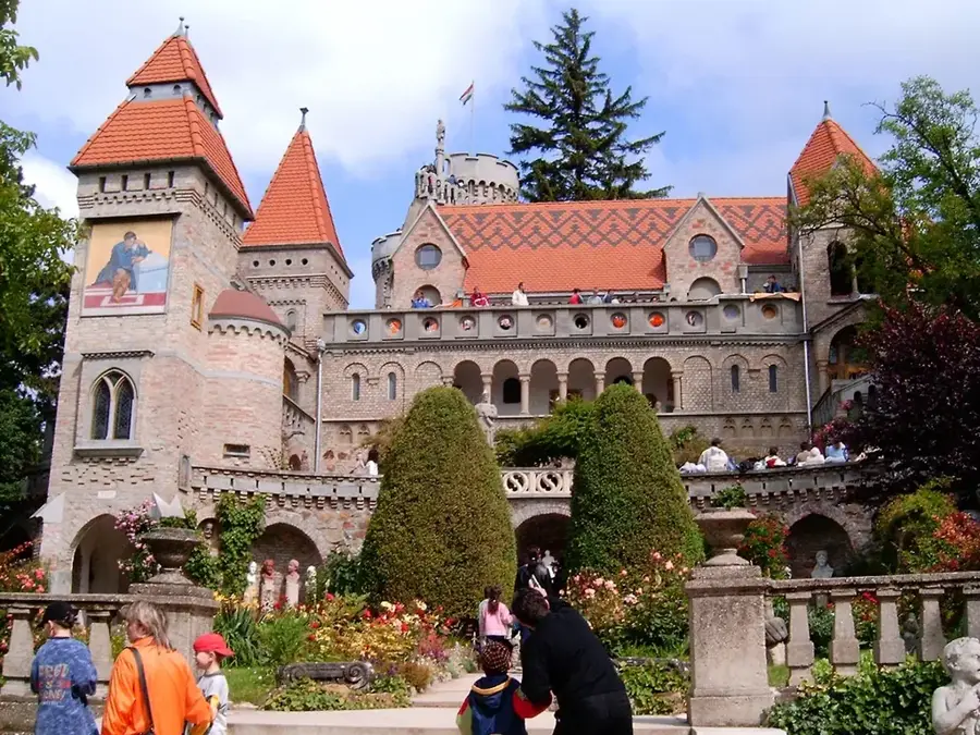 Bory-Burg