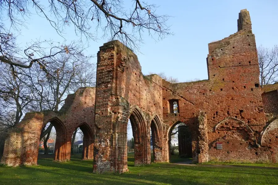 Eldena Abbey Ruins – historical site