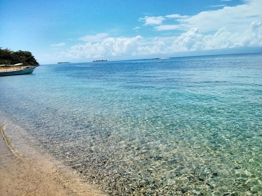 Cayos Cochinos — Guaimoreto Lagoon (Honduras)