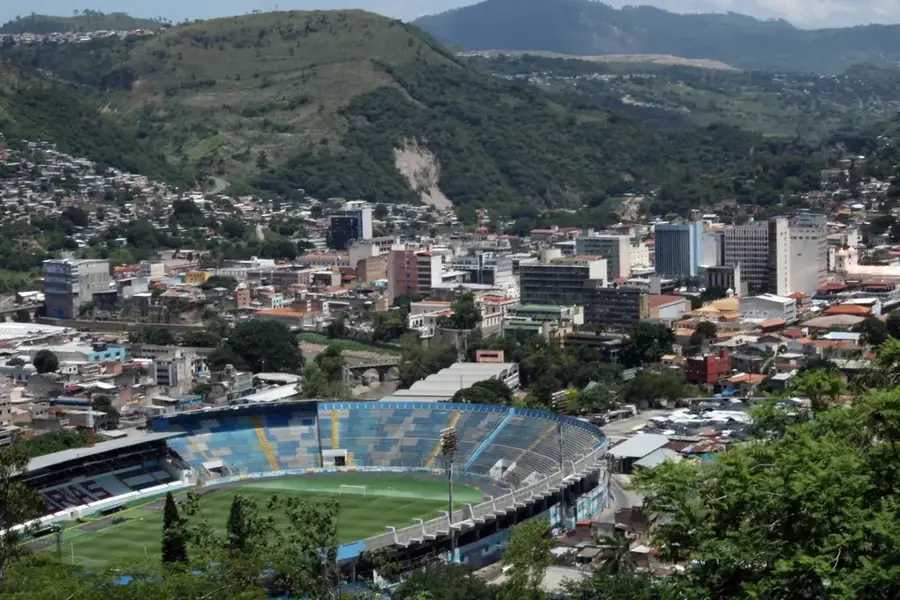 Tegucigalpa — Macaw Mountain (Honduras)