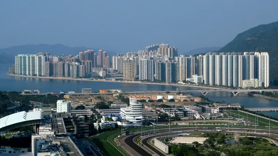 Ma On Shan — Mirror Pool (Sonderverwaltungsregion Hongkong)