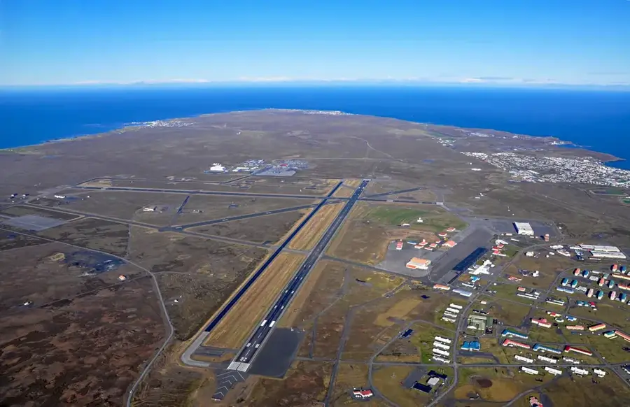 Aeroportul Keflavík — Vogar (Islanda)