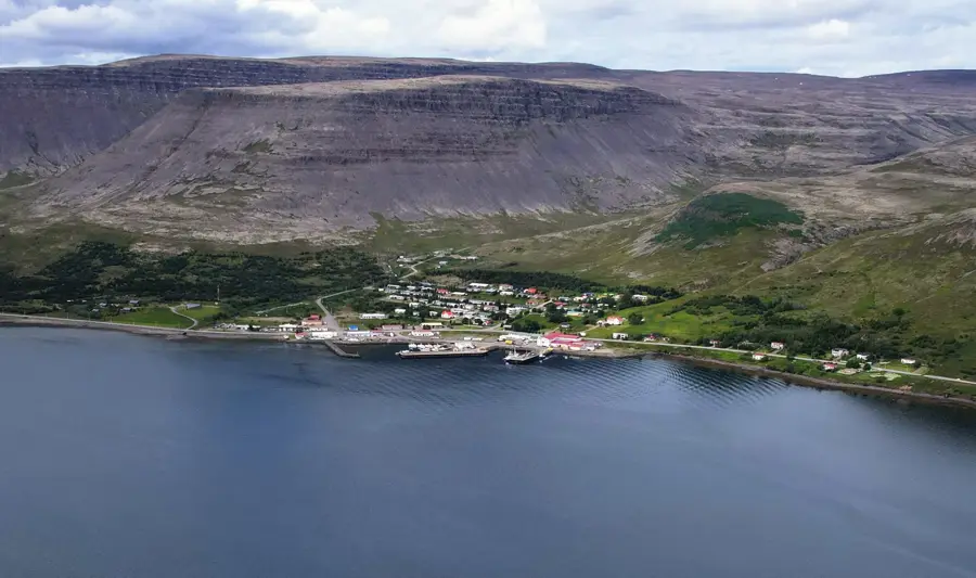 Tálknafjörður — Dalvík (Islanda)