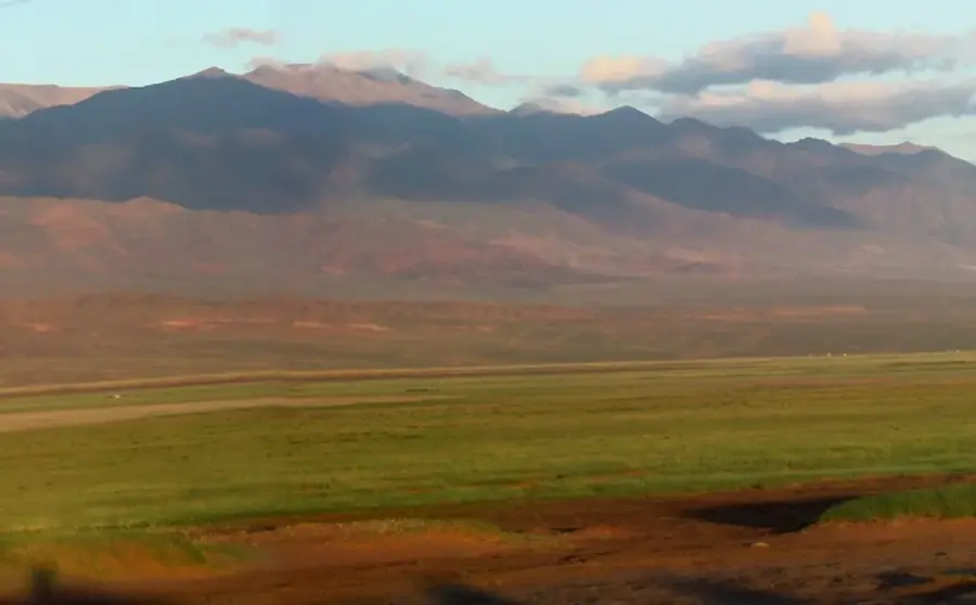 Ikh Bogd Mountain