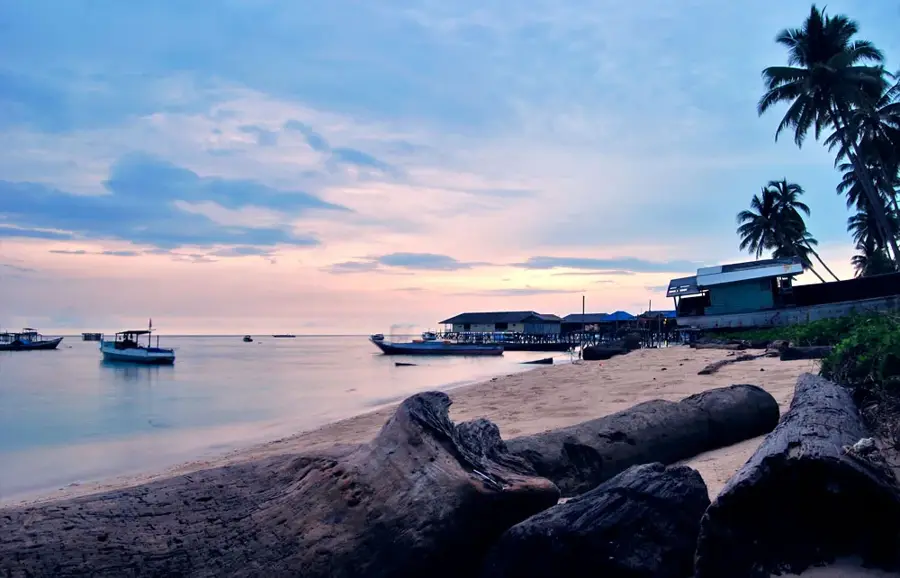 Derawan-szigetek — Tana Toraja (Indonézia)