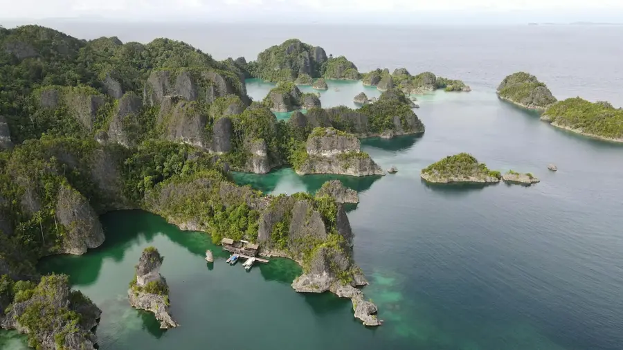Raja Ampat — Ternate (Indonezia)