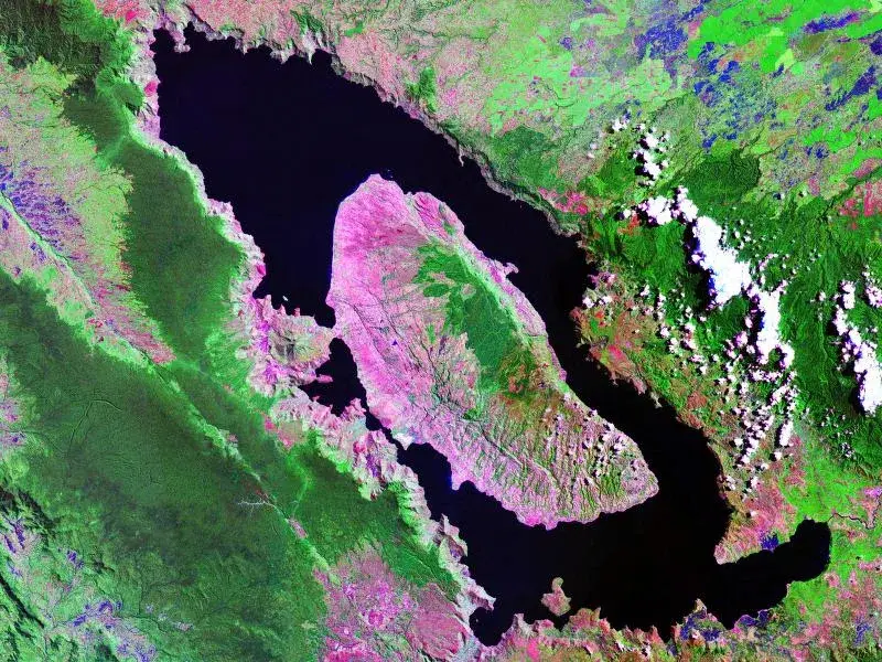 Insula Samosir — Medan (Indonezia)