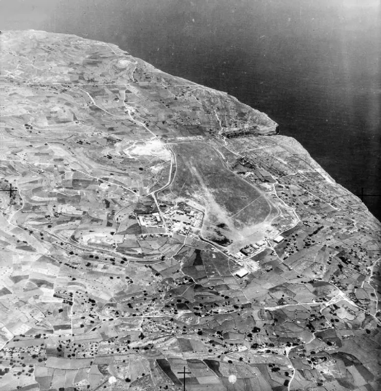 Hal Far Industriegebiet — Qrendi (Malta)
