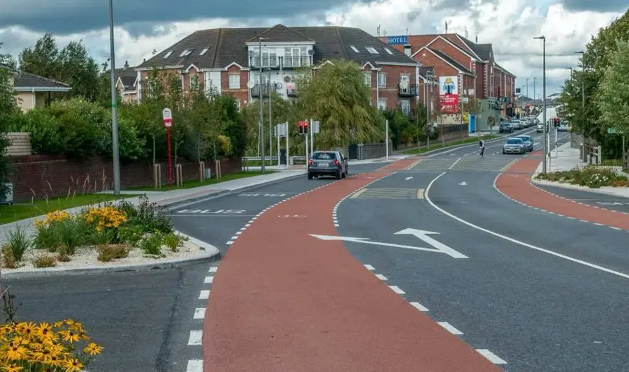 Ashbourne — Fahan (Irlanda)