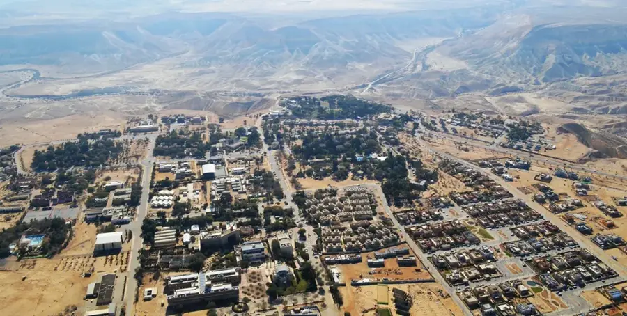 Valea Zin — Centrala Solară Ashalim (Israel)
