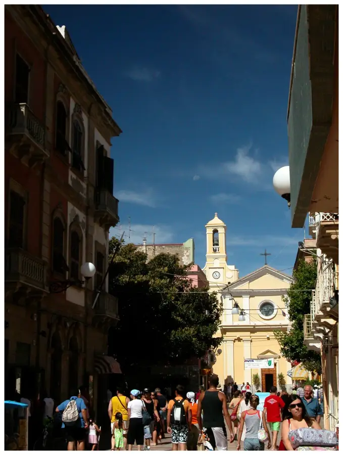 Carloforte — Alghero (Italia)