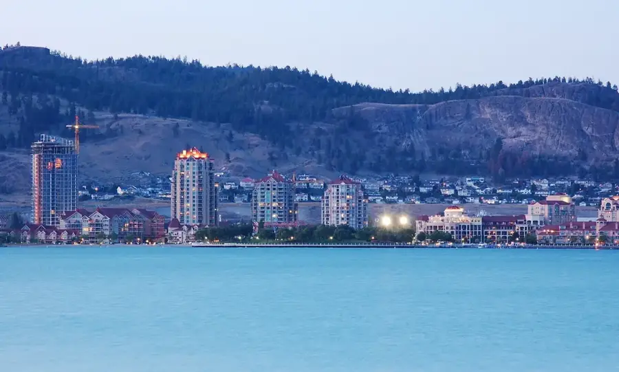 Kelowna — Royston (Kanada)