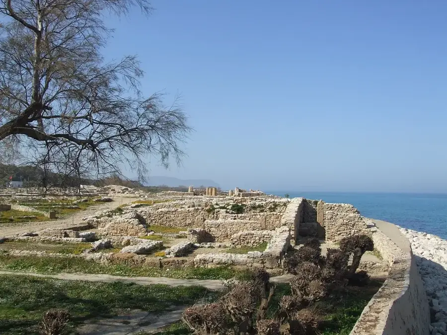 Orașul punic Kerkouane — Menzel Temime (Tunisia)