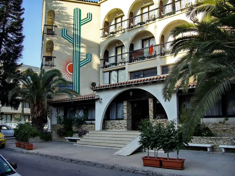 Larnaka Promenade Playground — Fatih Mosque Larnaca (Cyprus)