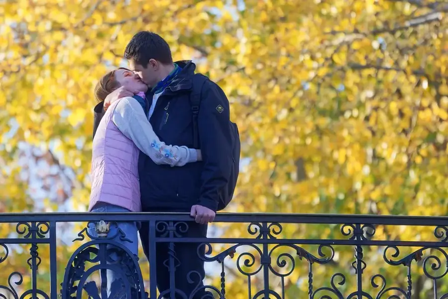 Kissing Bridge