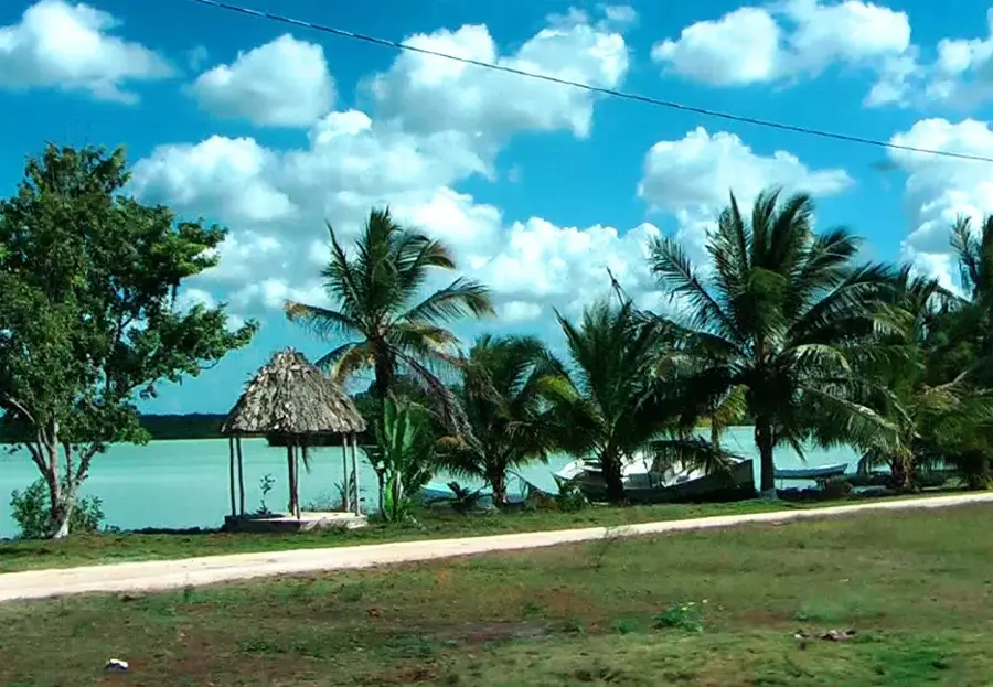 Progresso Lagoon Village — Chan Chen (Belize)