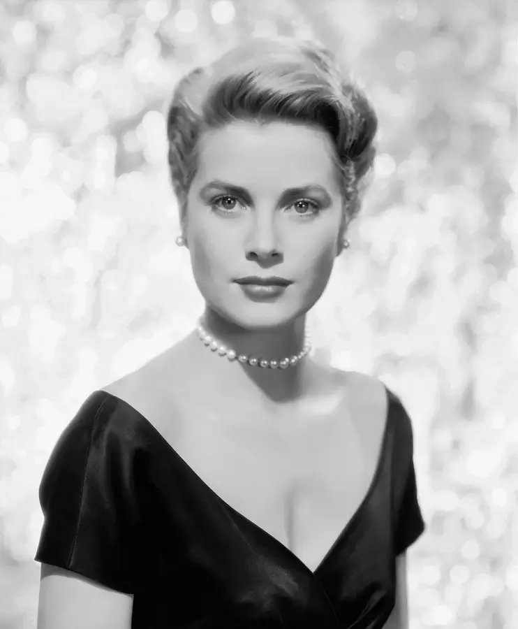 Grădina de trandafiri Princess Grace — Muzeul de timbre și monede (Monaco)