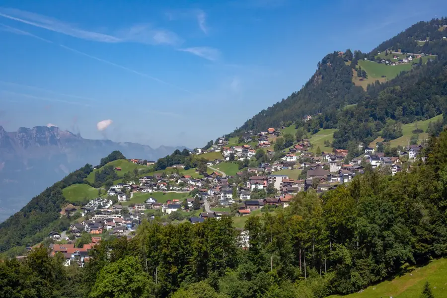 Triesenberg Aussichtspunkt 17 — Riet (Liechtenstein)