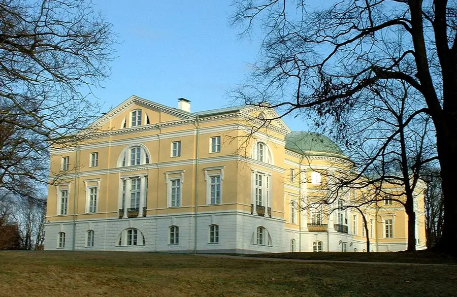 Mežotne Palace