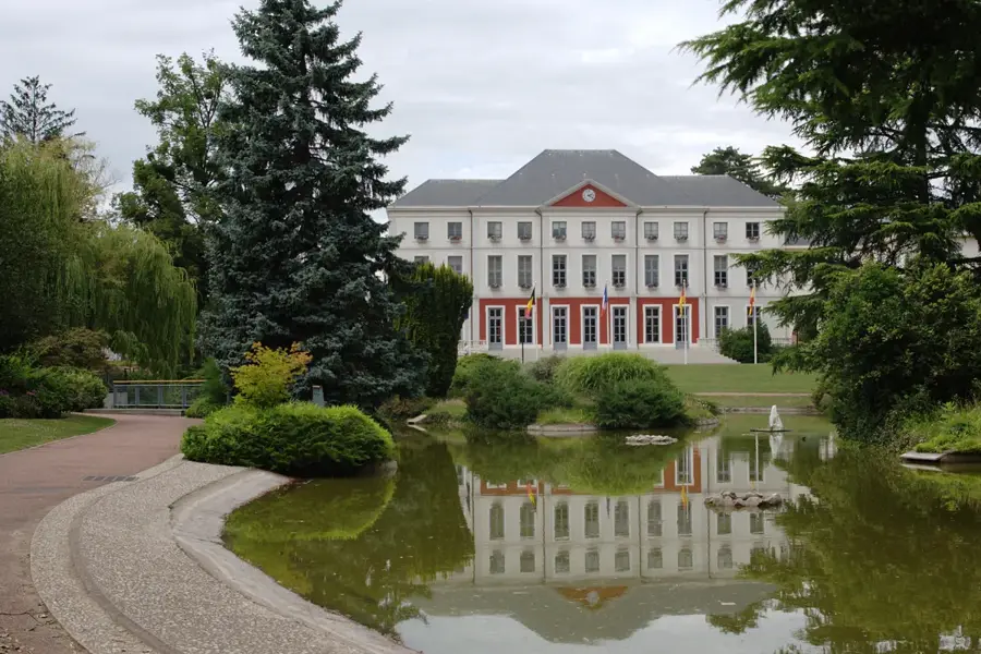 Le Coteau – oraș