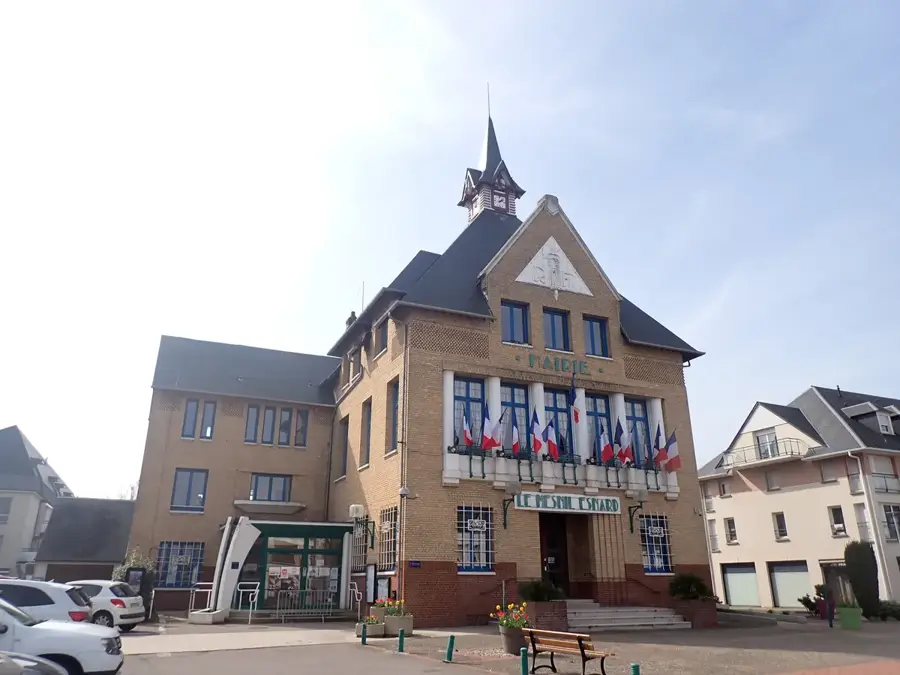 Le Mesnil-Esnard – oraș