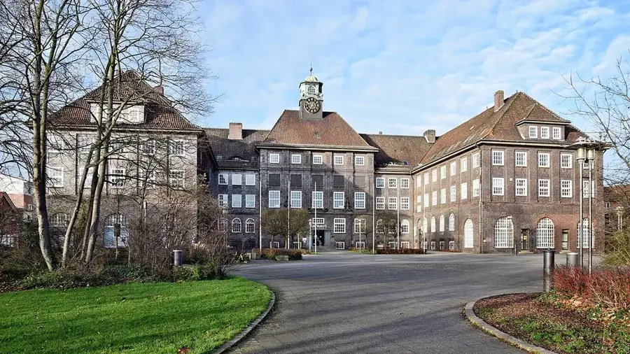 Lehrte – city