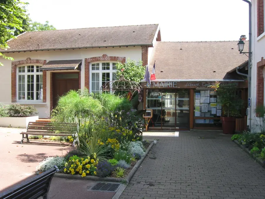 Lésigny – oraș