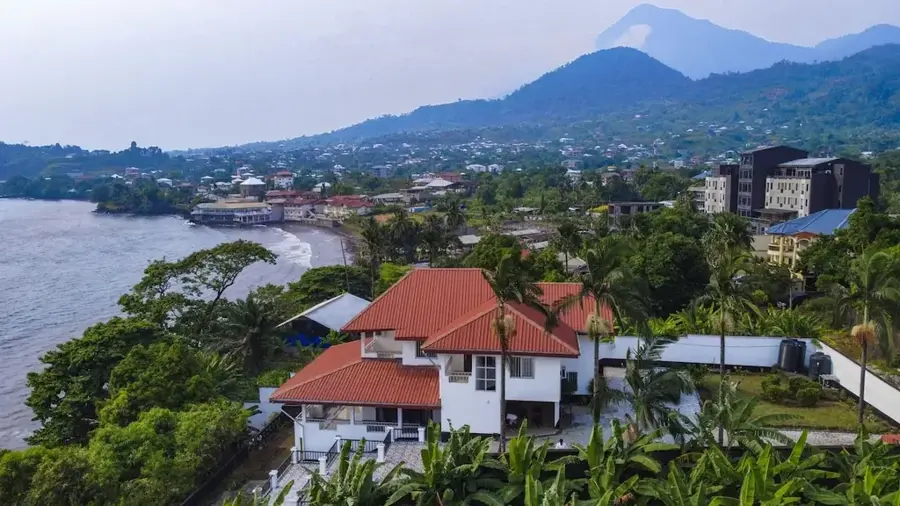 Limbe Wildlife Center — Bakingili (Cameroon)