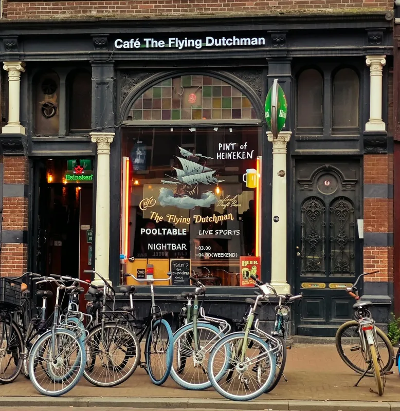Dutchman's Cap