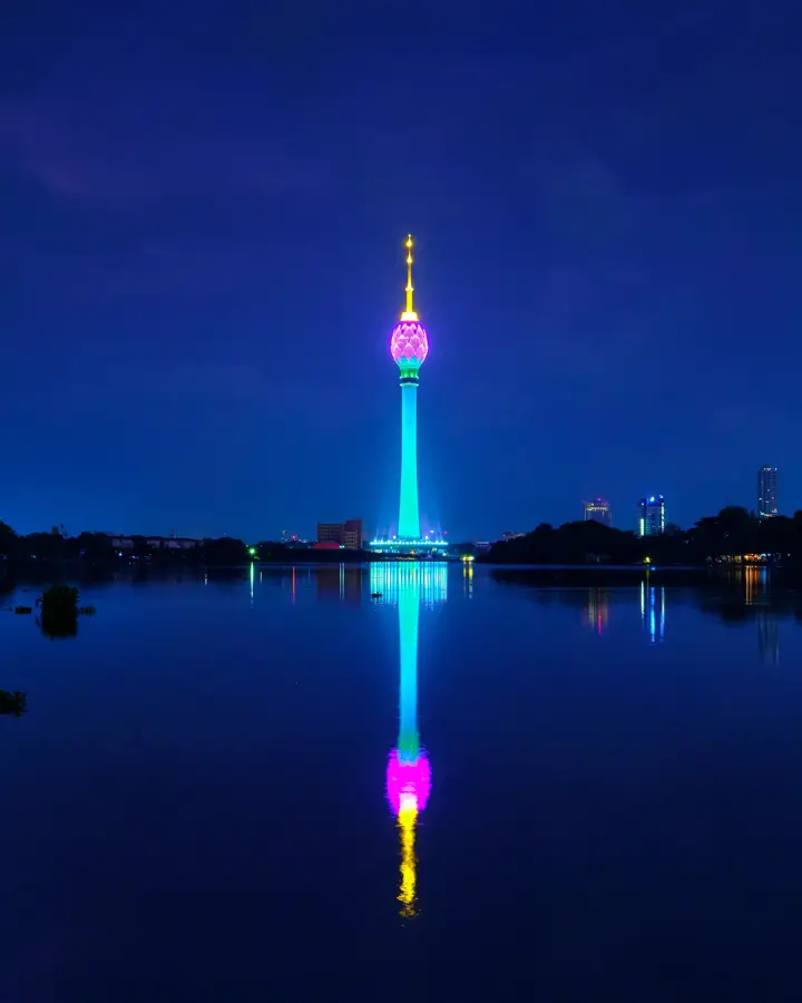 Turnul Lotus