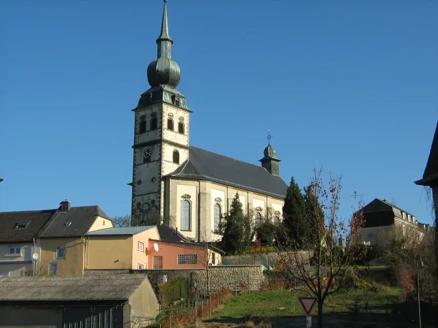 Mittelalterlicher Wachturm Eisch-Tal — Mersch (Luxemburg)