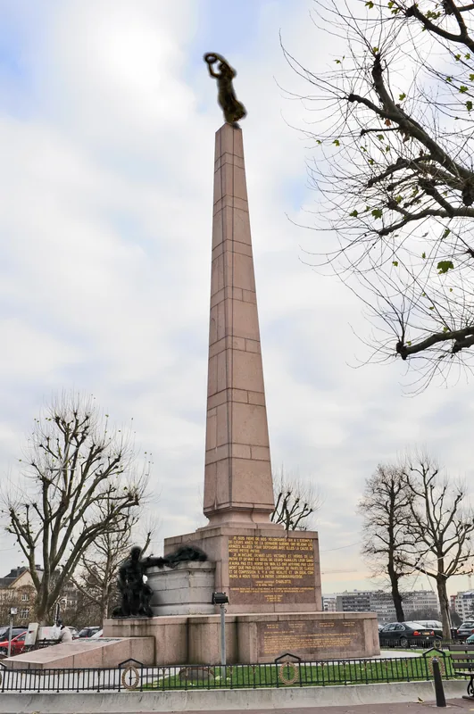 Gëlle Fra (Monument of Remembrance) — Place d'Armes (Luxembourg)