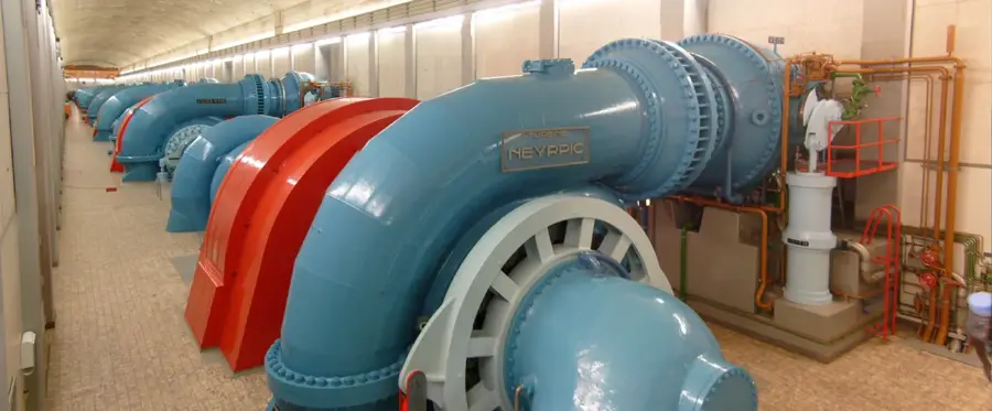 Vianden Pumped Storage Plant — Vianden Castle (Luxembourg)