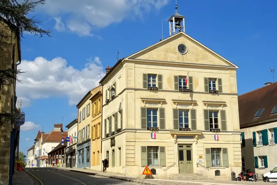 Luzarches – oraș