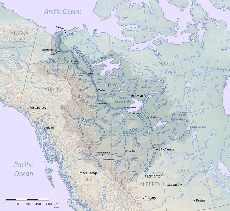 Mackenzie Mountains — Great Slave Lake (Canada)
