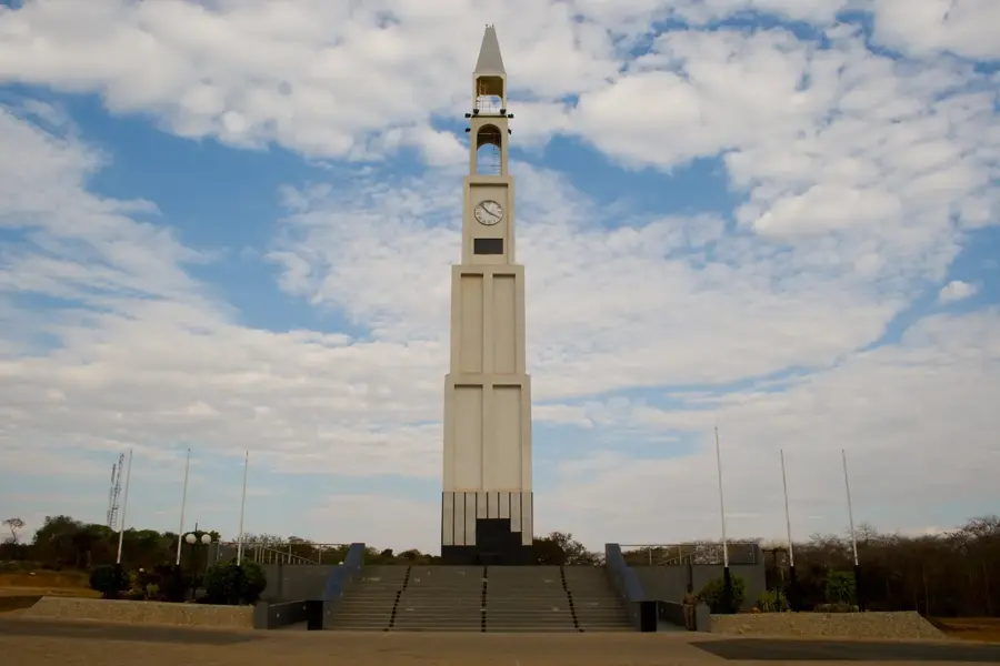 Lilongwe War Memorial — Lilongwe Nature Sanctuary (Malawi)