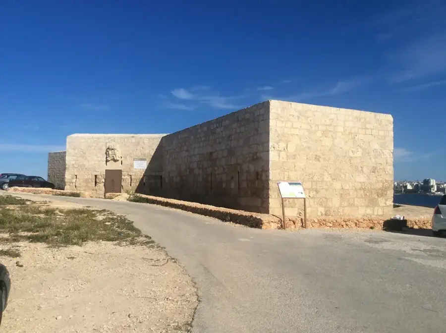 Mistra Tal — Buġibba (Malta)