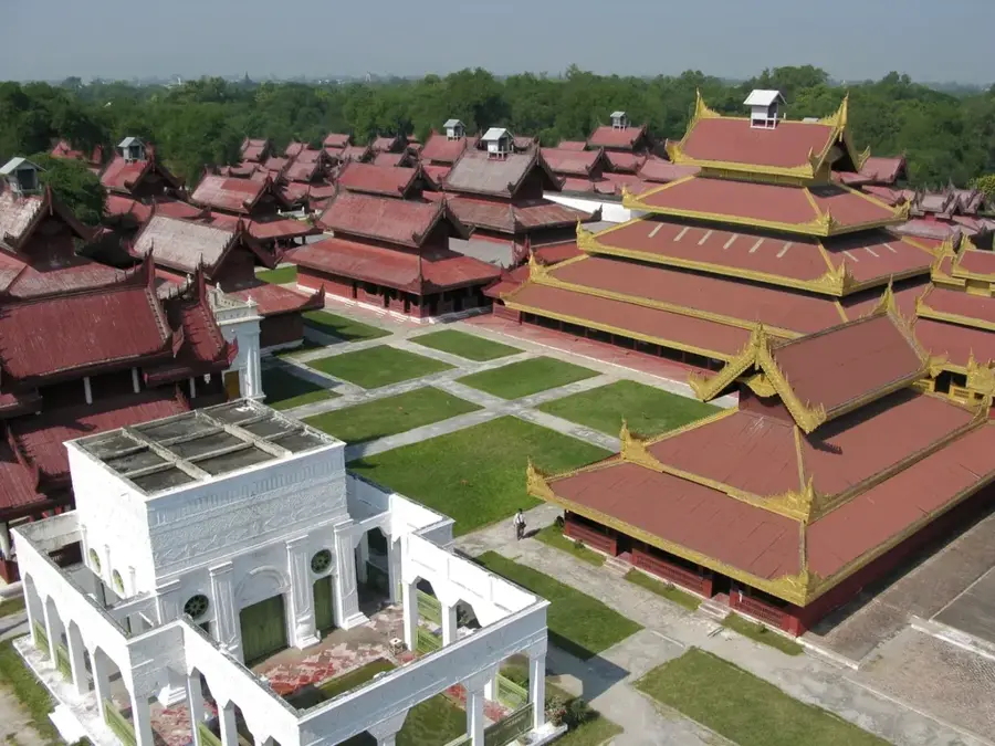 Mandalay-Palastgraben-Park